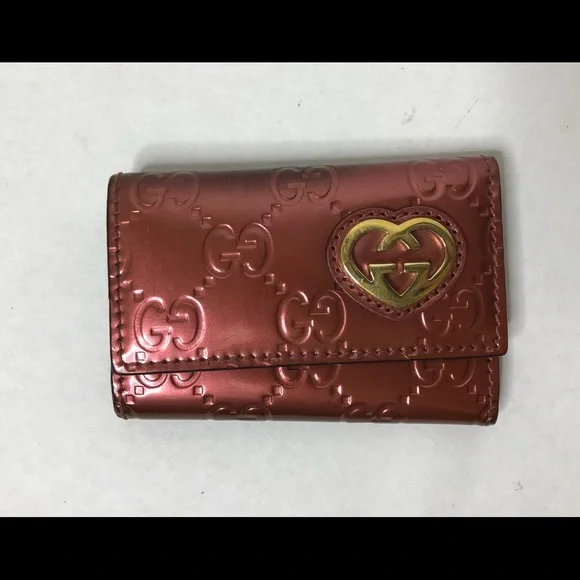 GUCCI 🌼 Authentic Pink Patent Leather GG Link Gold Heart Logo Key/Card Holder - Picture 12 of 15